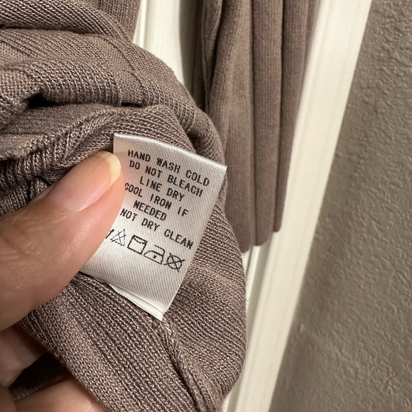 The Hazel Dress - Picture 10 of 11